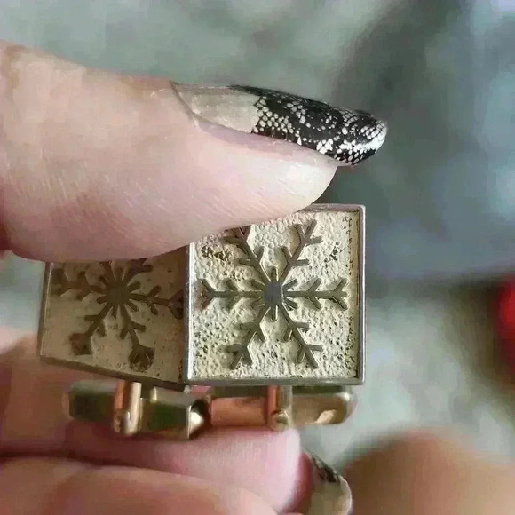 Snowflake Vintage Swank Cufflinks - Picture 4 of 4